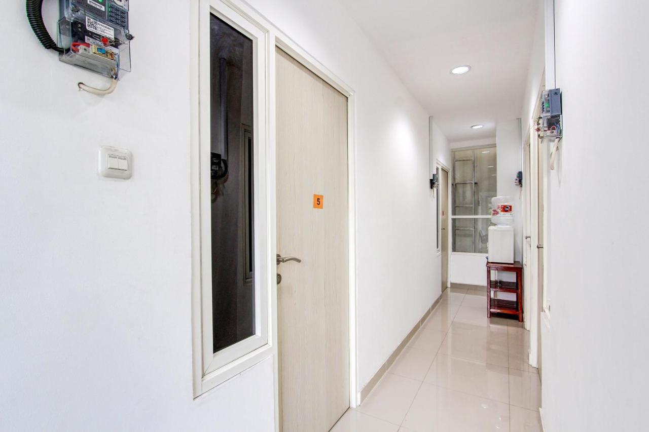 Oyo 92479 Pasadena House Hotel Krapyak Bagian luar foto